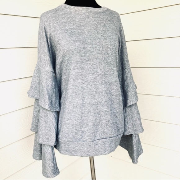 Elegant Heather Gray Ruffle Sleeve Sweatshirt - Picture 3 of 6
